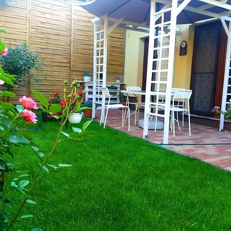 Casuta Bunicilor Villa Bucureşti Ngoại thất bức ảnh